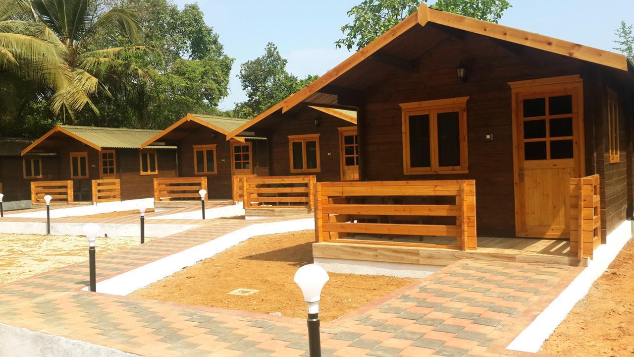 Kudle Ocean Front Resort Гокарна Экстерьер фото