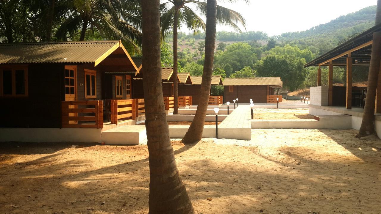 Kudle Ocean Front Resort Гокарна Экстерьер фото